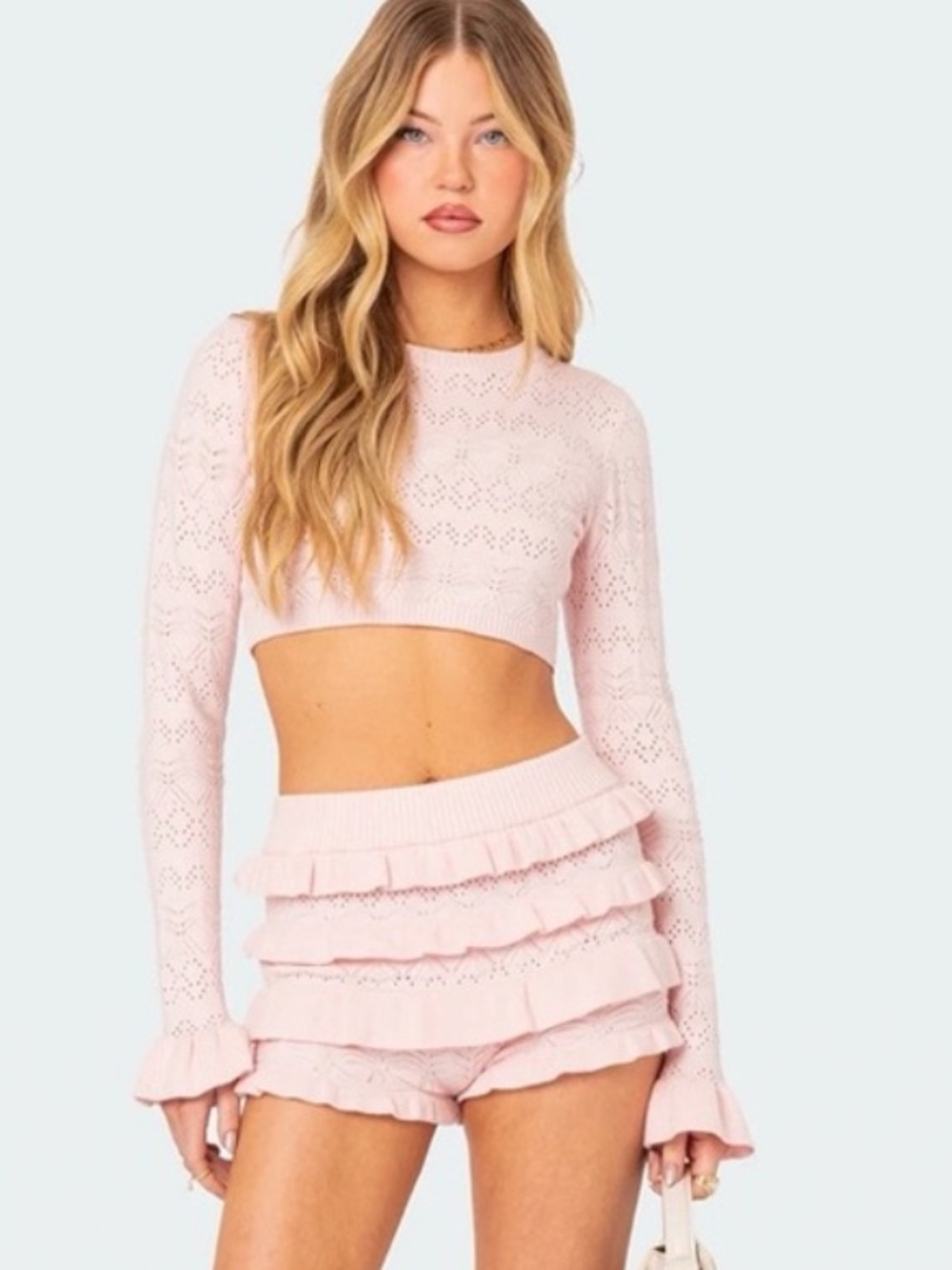 Edikted Lindsay Pink
Ruffle Knitted Shorts size XS great condition
